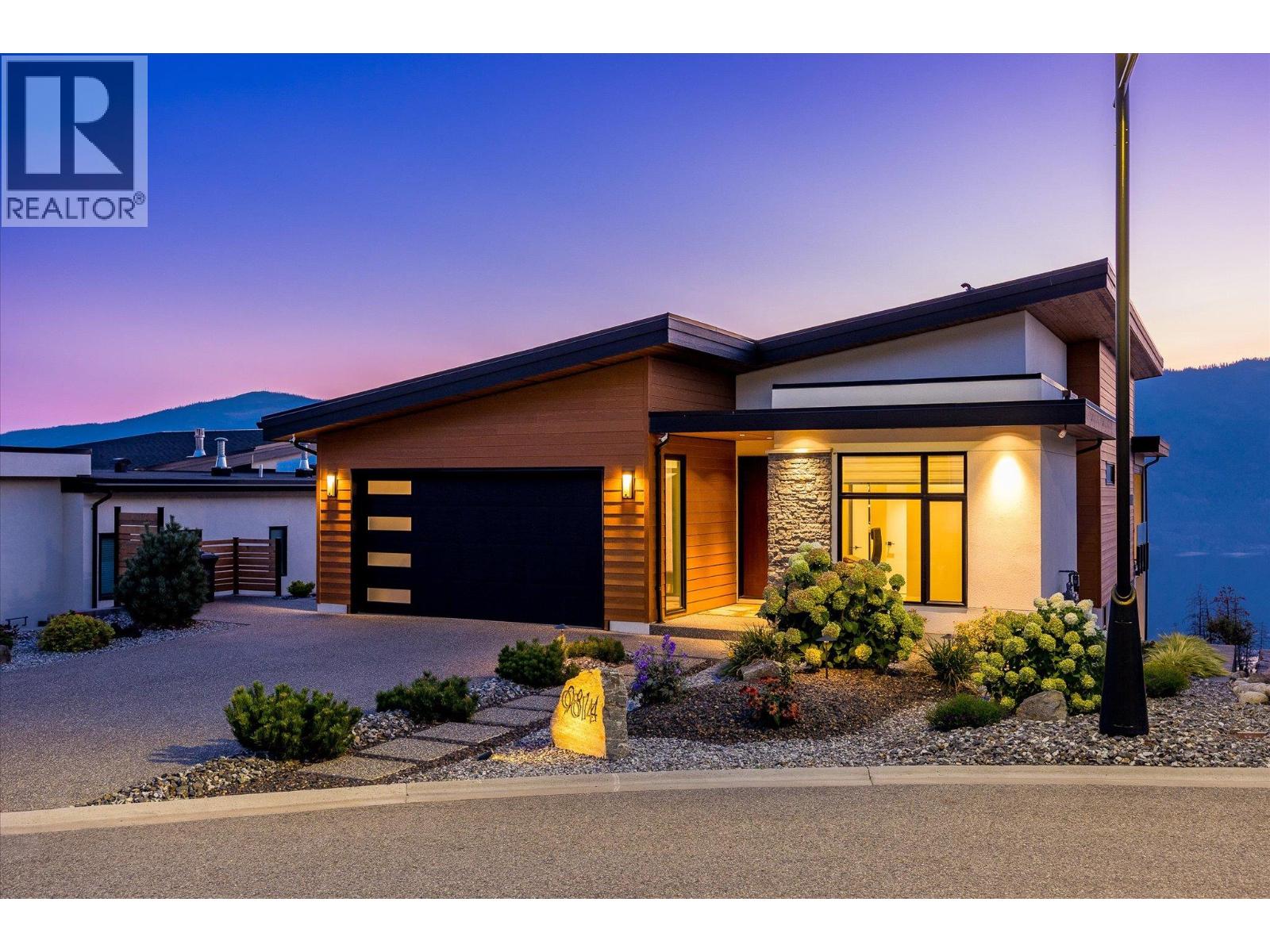 9814 Beacon Hill Crescent, Lake Country, British Columbia  V4V 0A9 - Photo 1 - 10383608