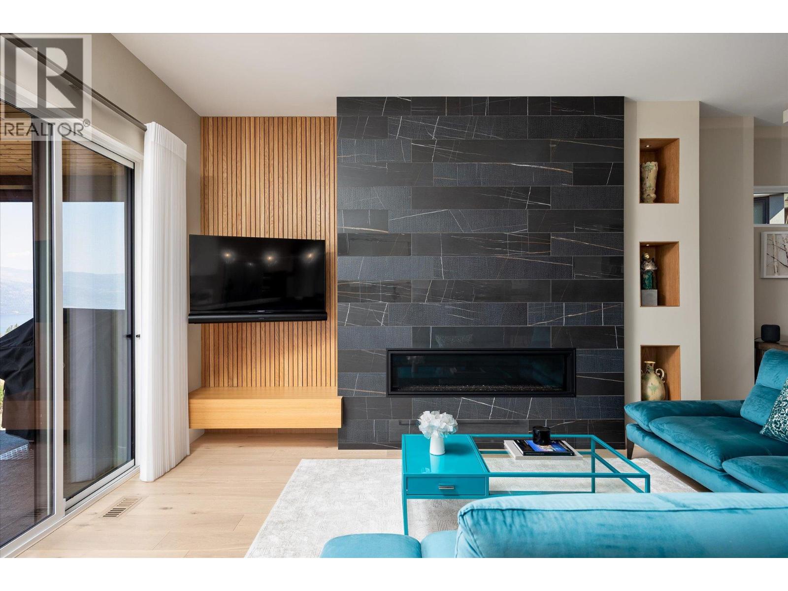 9814 Beacon Hill Crescent, Lake Country, British Columbia  V4V 0A9 - Photo 15 - 10383608