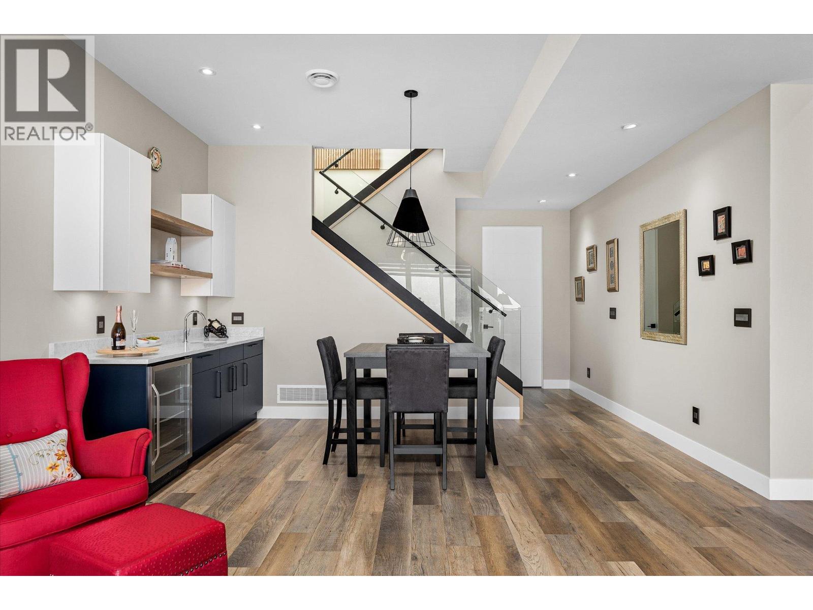 9814 Beacon Hill Crescent, Lake Country, British Columbia  V4V 0A9 - Photo 38 - 10383608