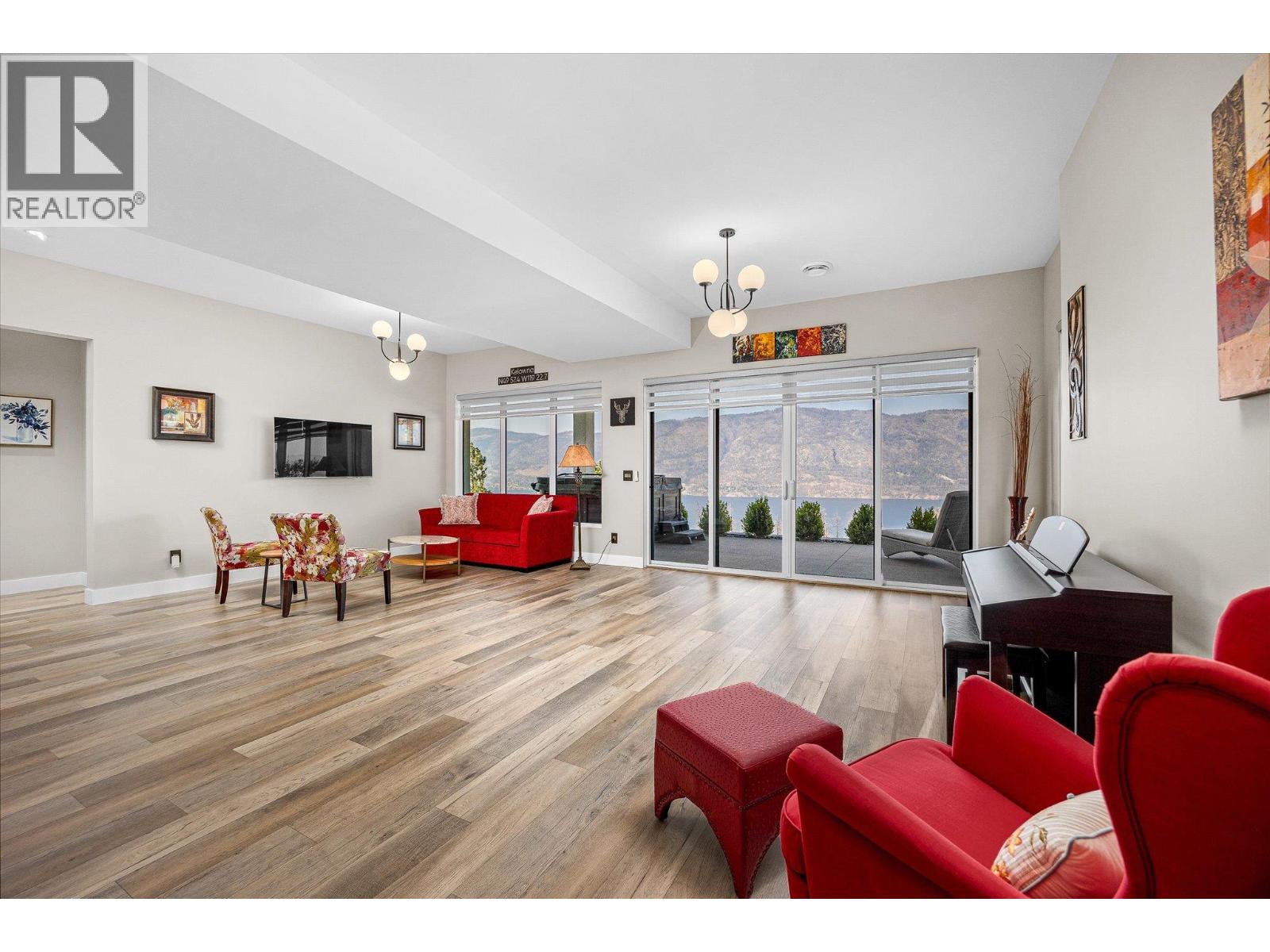 9814 Beacon Hill Crescent, Lake Country, British Columbia  V4V 0A9 - Photo 41 - 10383608