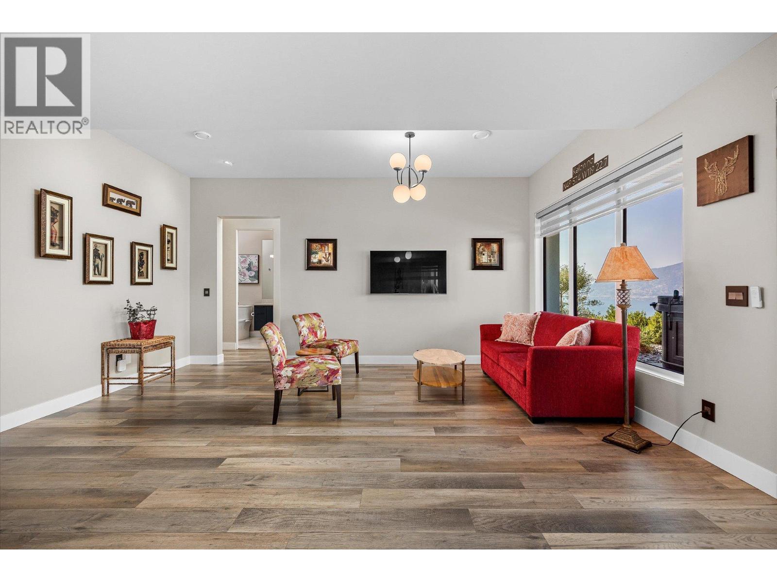 9814 Beacon Hill Crescent, Lake Country, British Columbia  V4V 0A9 - Photo 43 - 10383608