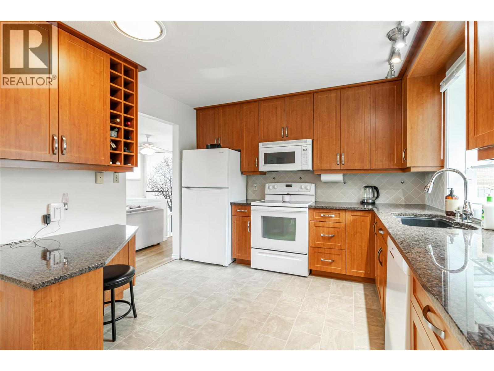 285 Dell Road, Kelowna, British Columbia  V1X 3P5 - Photo 10 - 10383595