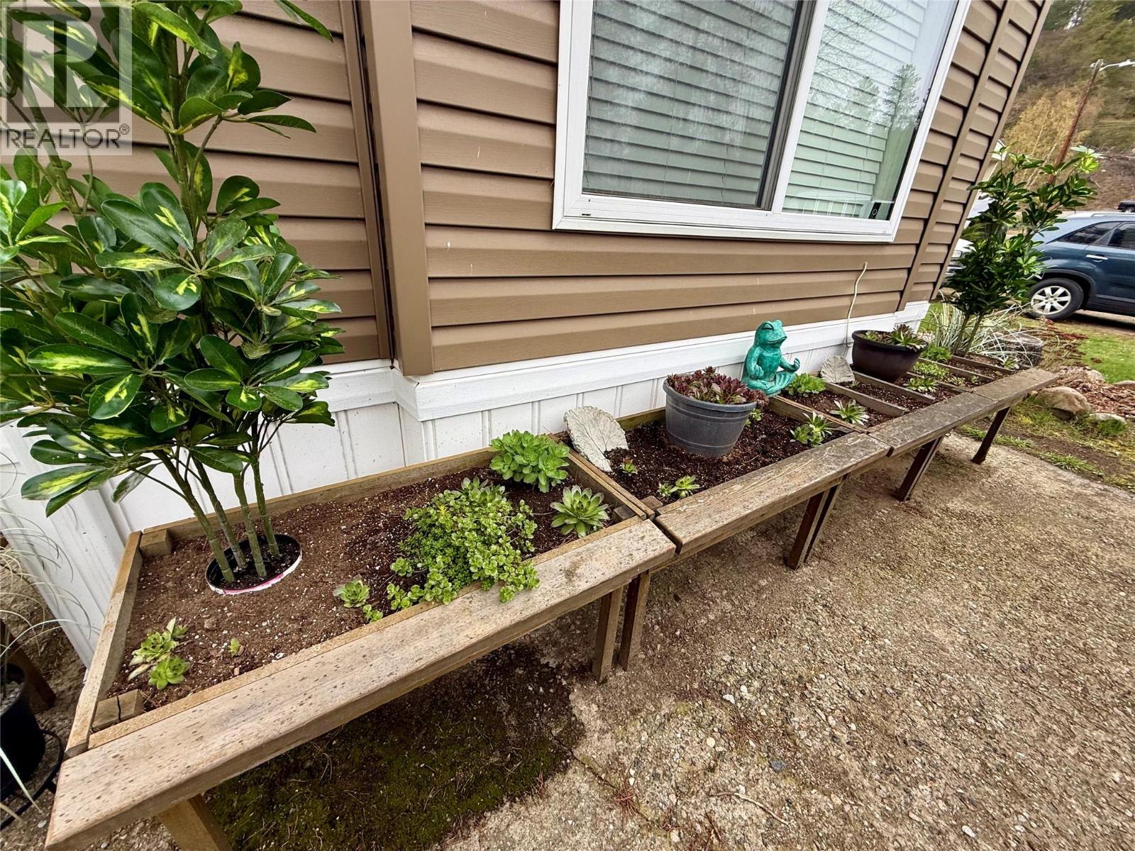 500 16th Avenue Unit# 20, Genelle, British Columbia  V0G 1G0 - Photo 22 - 10383529