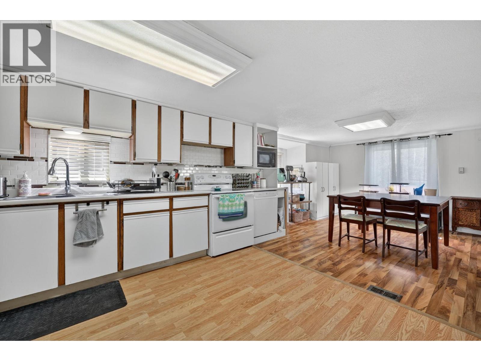 715 Beaver Lake Road Unit# 27, Kelowna, British Columbia  V4V 1E6 - Photo 2 - 10383478