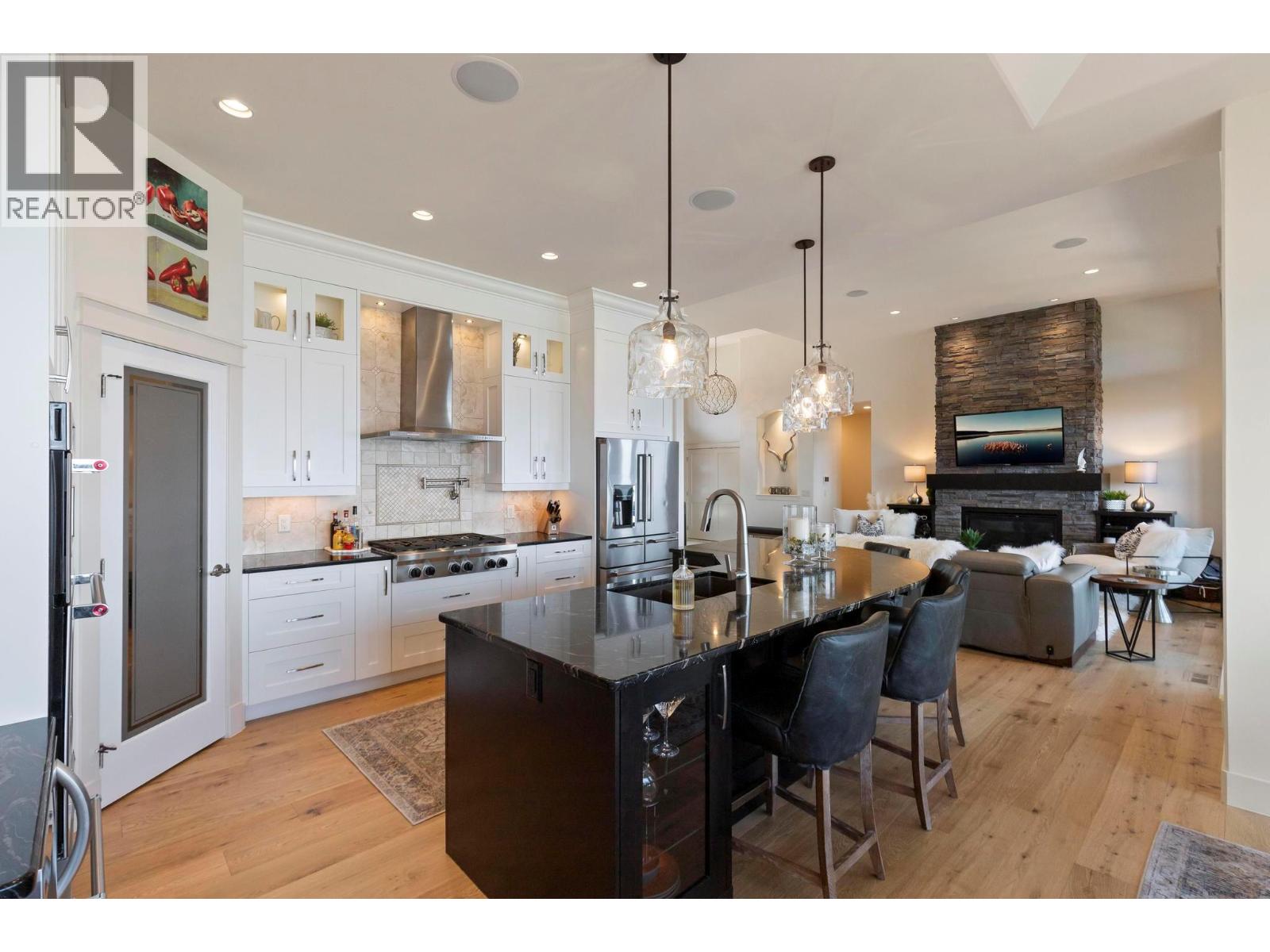 722 Kuipers Crescent, Kelowna, British Columbia  V1W 5B2 - Photo 9 - 10383351