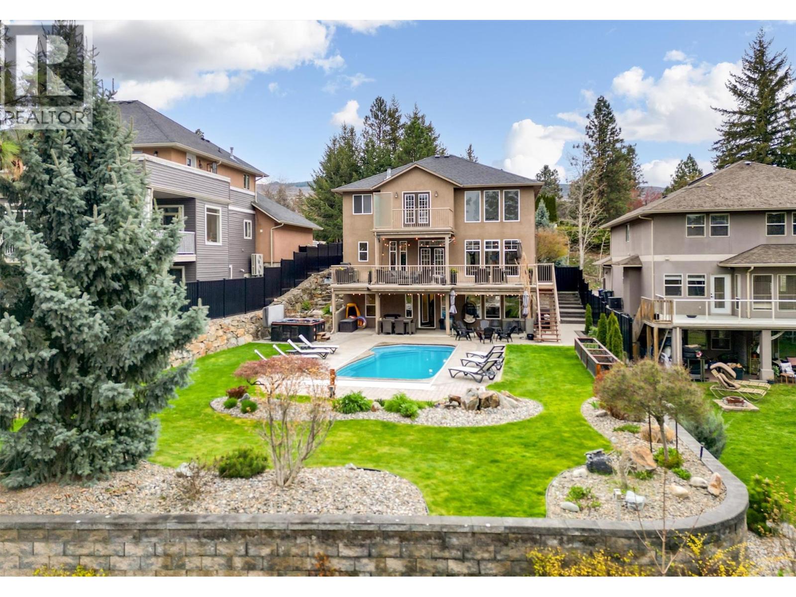 570 Vintage Terrace Road, Kelowna, British Columbia  V1W 3B3 - Photo 1 - 10383732