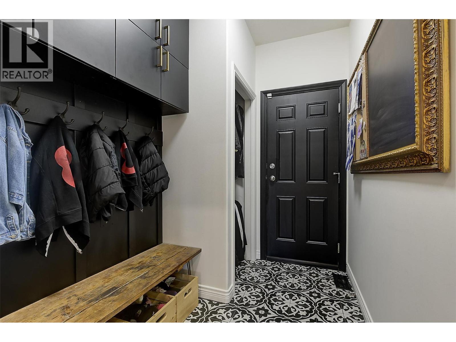 570 Vintage Terrace Road, Kelowna, British Columbia  V1W 3B3 - Photo 28 - 10383732