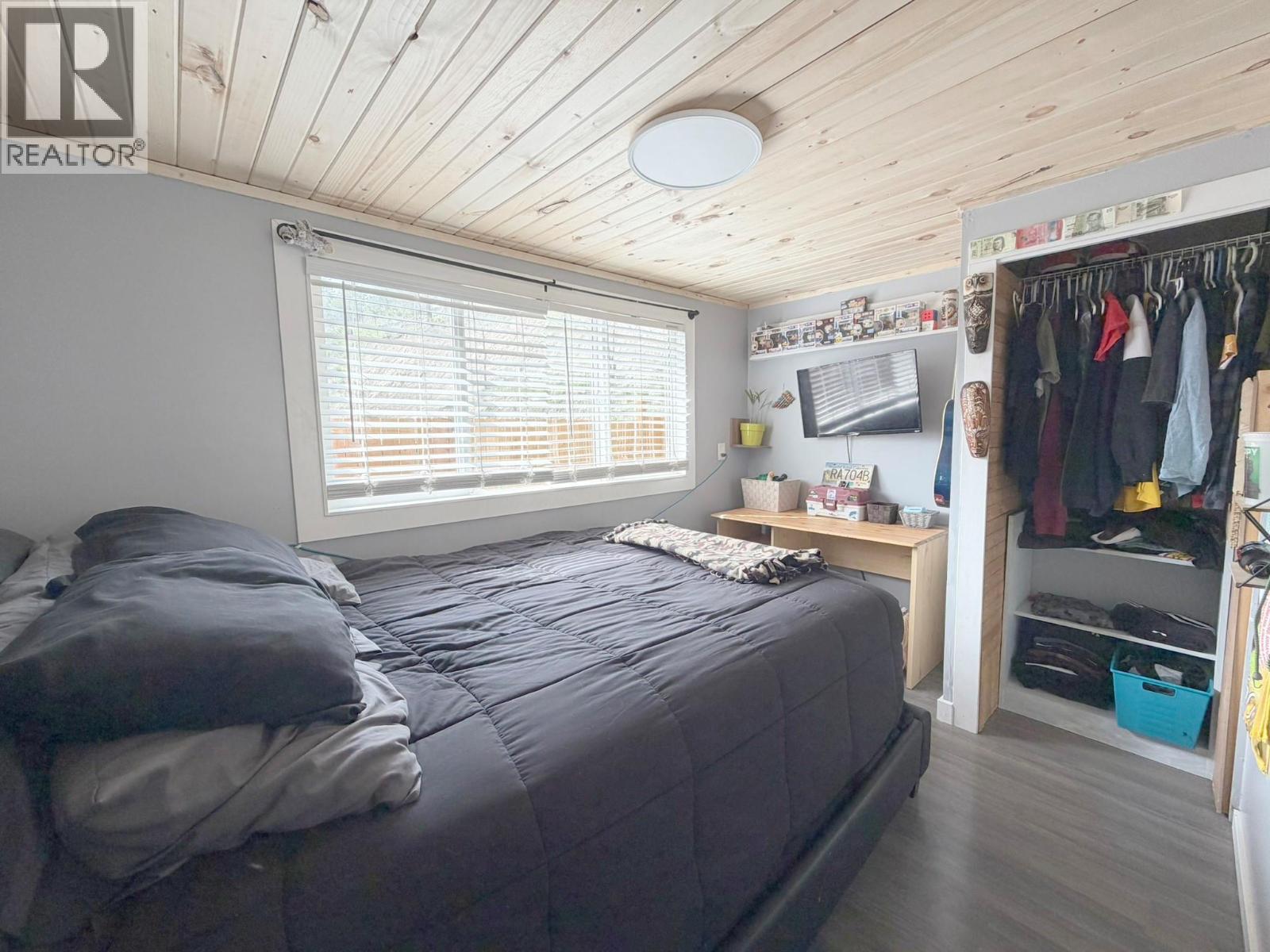 6430 Westsyde Road, Kamloops, British Columbia  V2B 8N7 - Photo 12 - 10383651