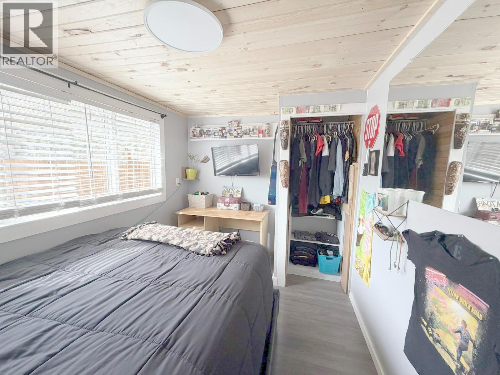 6430 Westsyde Road, Kamloops, British Columbia  V2B 8N7 - Photo 13 - 10383651