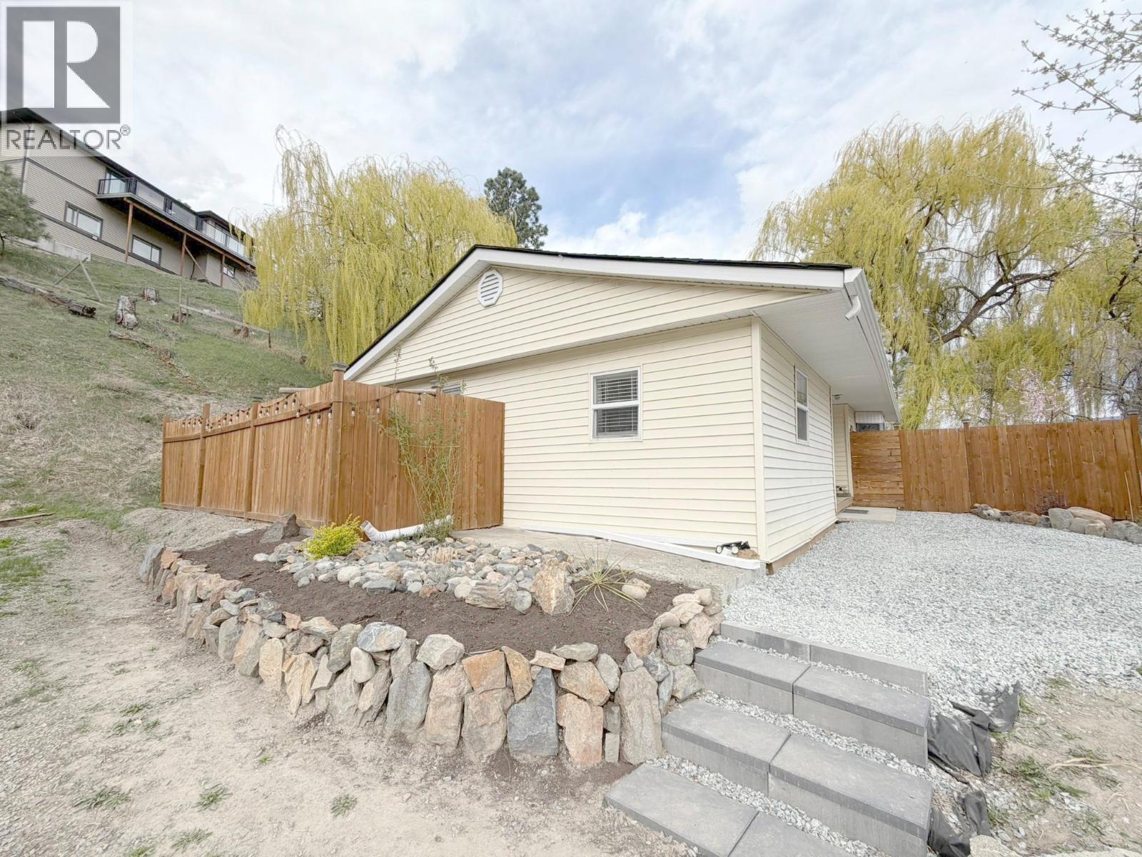 6430 Westsyde Road, Kamloops, British Columbia  V2B 8N7 - Photo 22 - 10383651