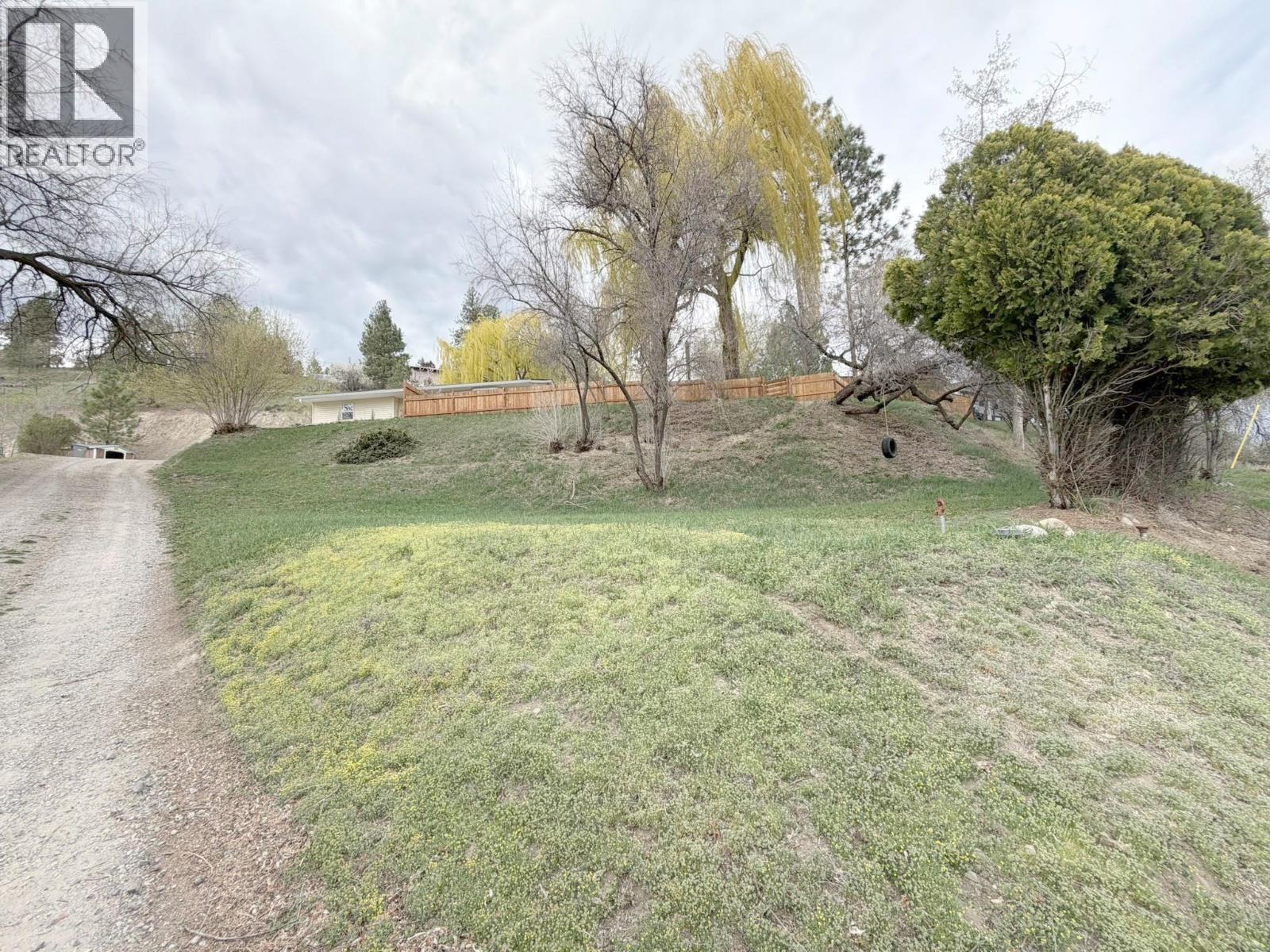 6430 Westsyde Road, Kamloops, British Columbia  V2B 8N7 - Photo 27 - 10383651