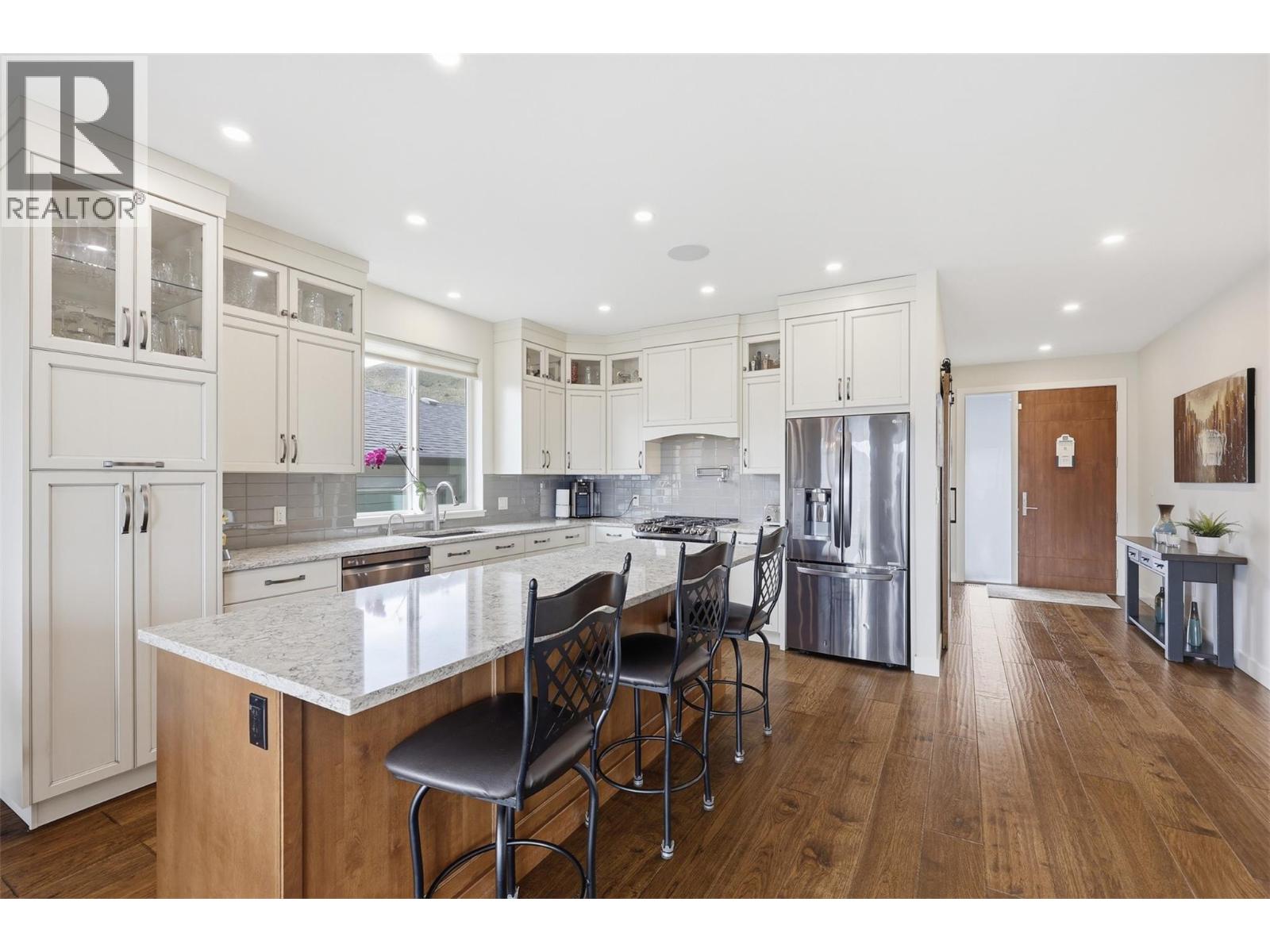 4012 Rio Vista Way, Kamloops, British Columbia  V2H 0E1 - Photo 15 - 10383583