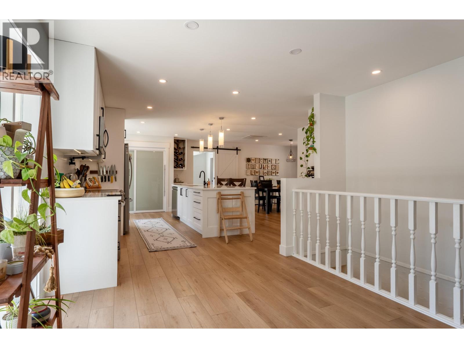 400 Clifton Road, Kelowna, British Columbia  V1V 1A5 - Photo 2 - 10383759