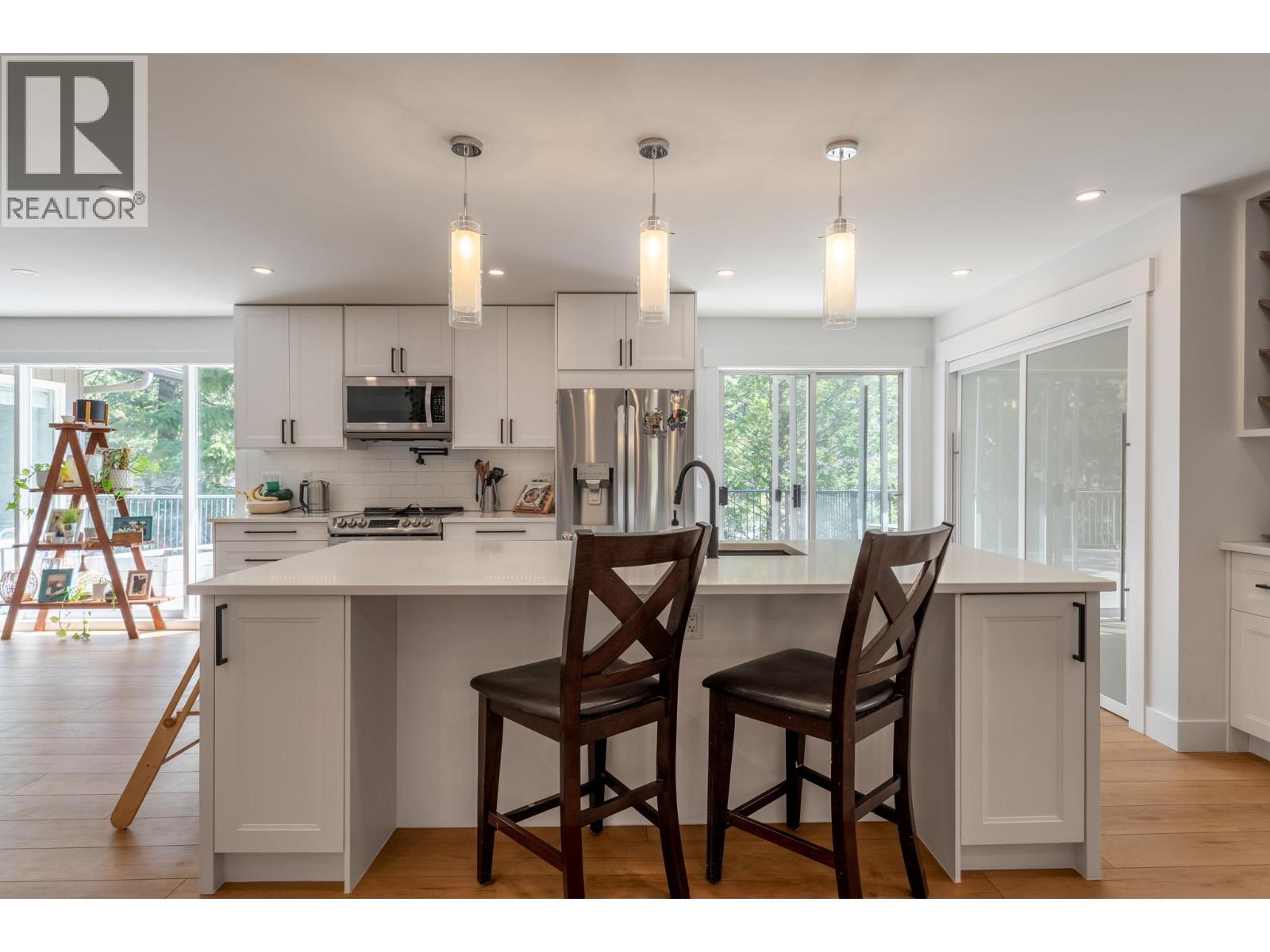 400 Clifton Road, Kelowna, British Columbia  V1V 1A5 - Photo 3 - 10383759