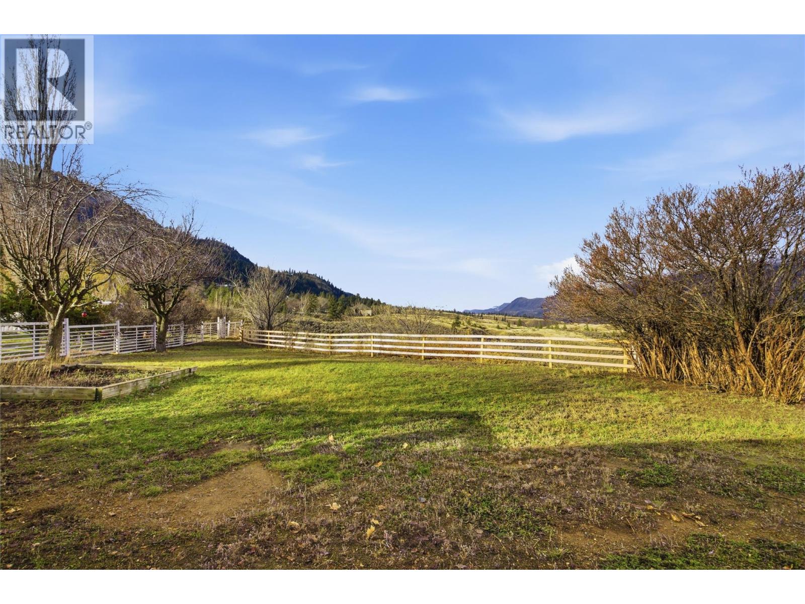 779 Klahanie Drive, Kamloops, British Columbia  V2C 5R1 - Photo 24 - 10383775