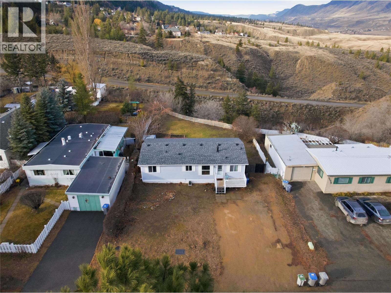 779 Klahanie Drive, Kamloops, British Columbia  V2C 5R1 - Photo 28 - 10383775