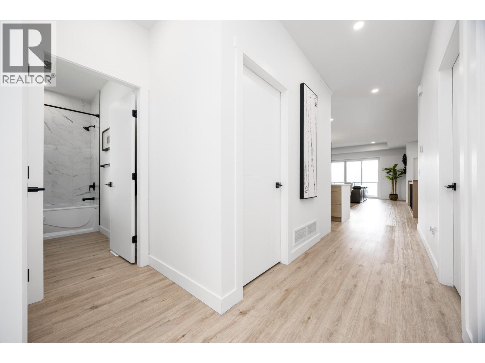 137 Whitefish Road, Vernon, British Columbia  V1B 3M5 - Photo 33 - 10383721