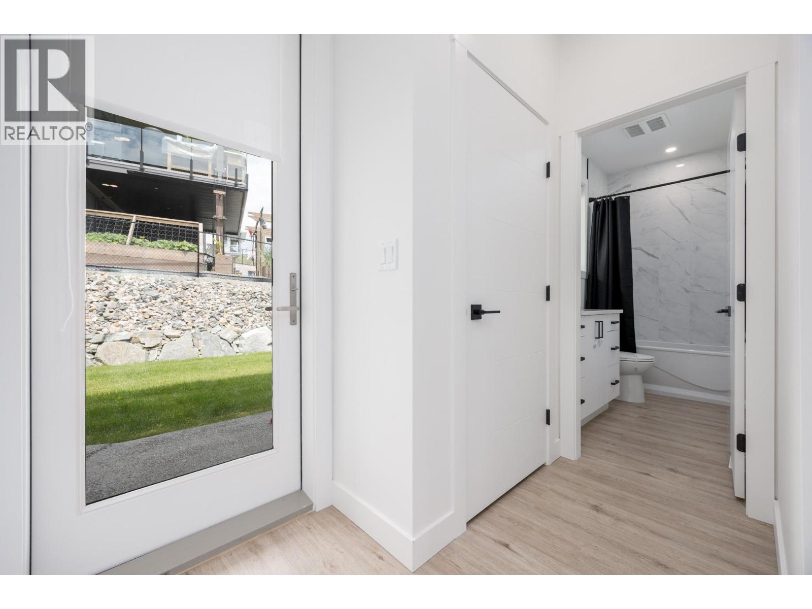 137 Whitefish Road, Vernon, British Columbia  V1B 3M5 - Photo 37 - 10383721