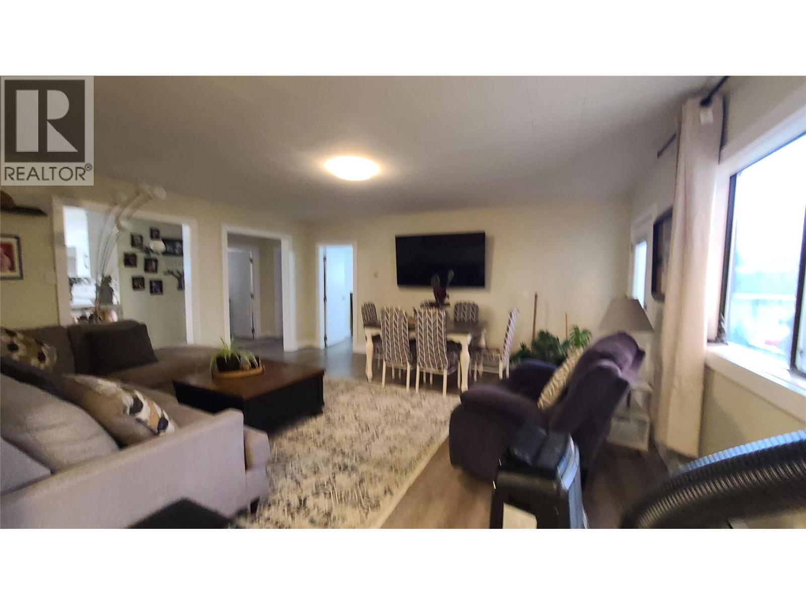 6488 Wolfcub Place Place, Oliver, British Columbia  V0H 1T3 - Photo 3 - 10383773