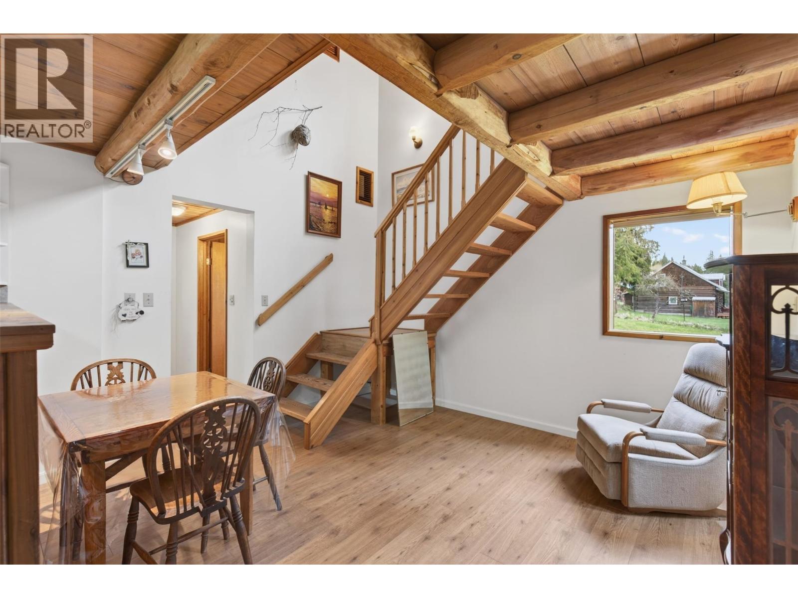 7465 Squilax-Anglemont Road, Anglemont, British Columbia  V0E 1M8 - Photo 10 - 10383728