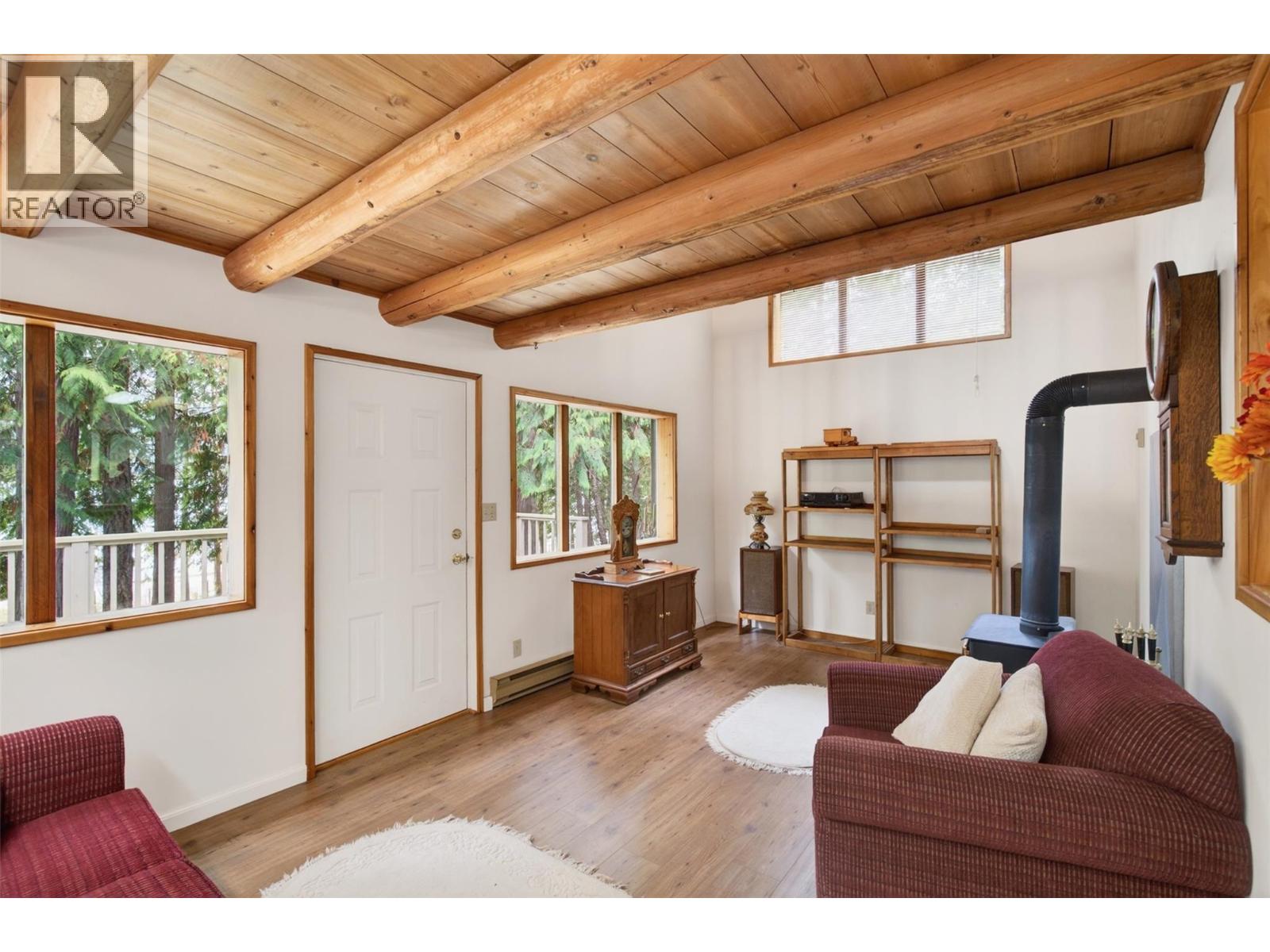 7465 Squilax-Anglemont Road, Anglemont, British Columbia  V0E 1M8 - Photo 13 - 10383728