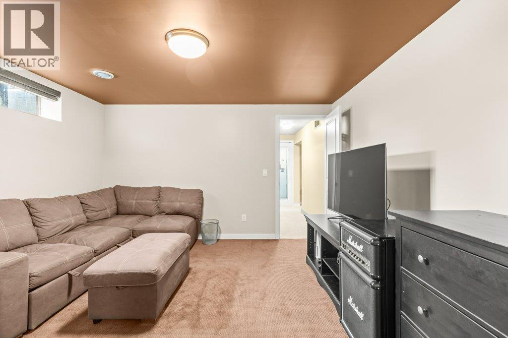 1784 Highland Drive N, Kelowna, British Columbia  V1Y 4L2 - Photo 29 - 10383158