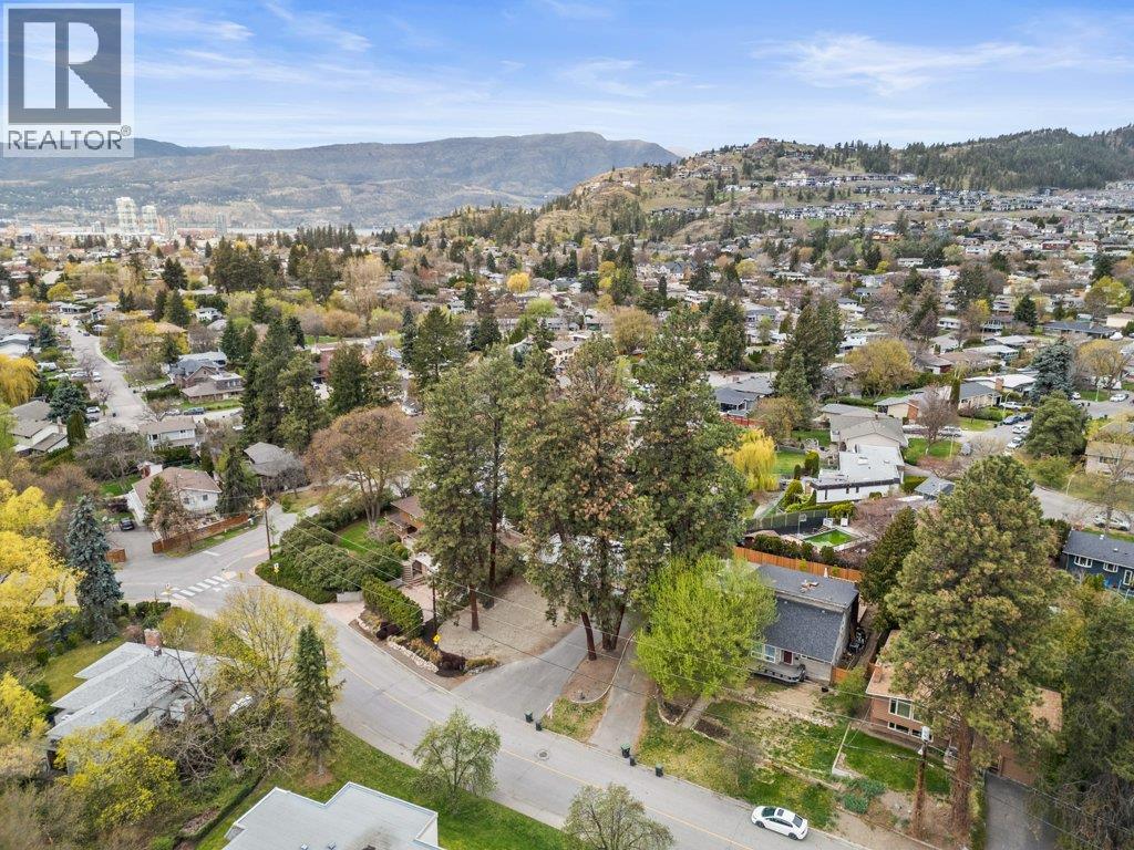 1784 Highland Drive N, Kelowna, British Columbia  V1Y 4L2 - Photo 53 - 10383158