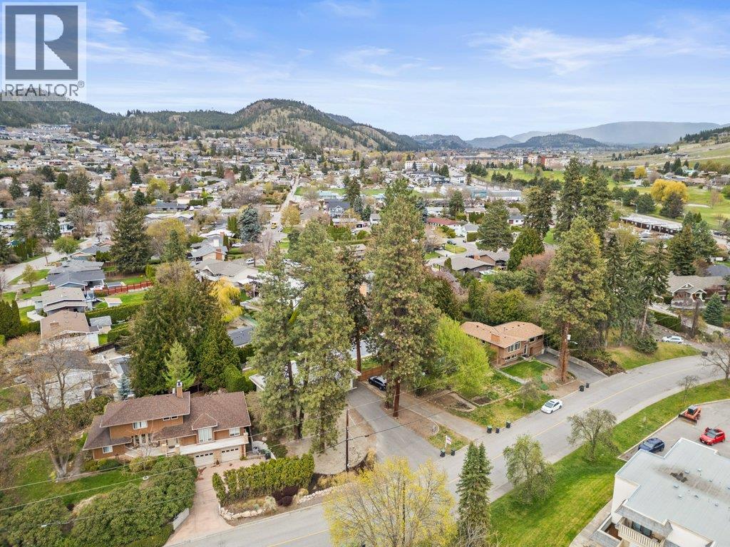 1784 Highland Drive N, Kelowna, British Columbia  V1Y 4L2 - Photo 57 - 10383158