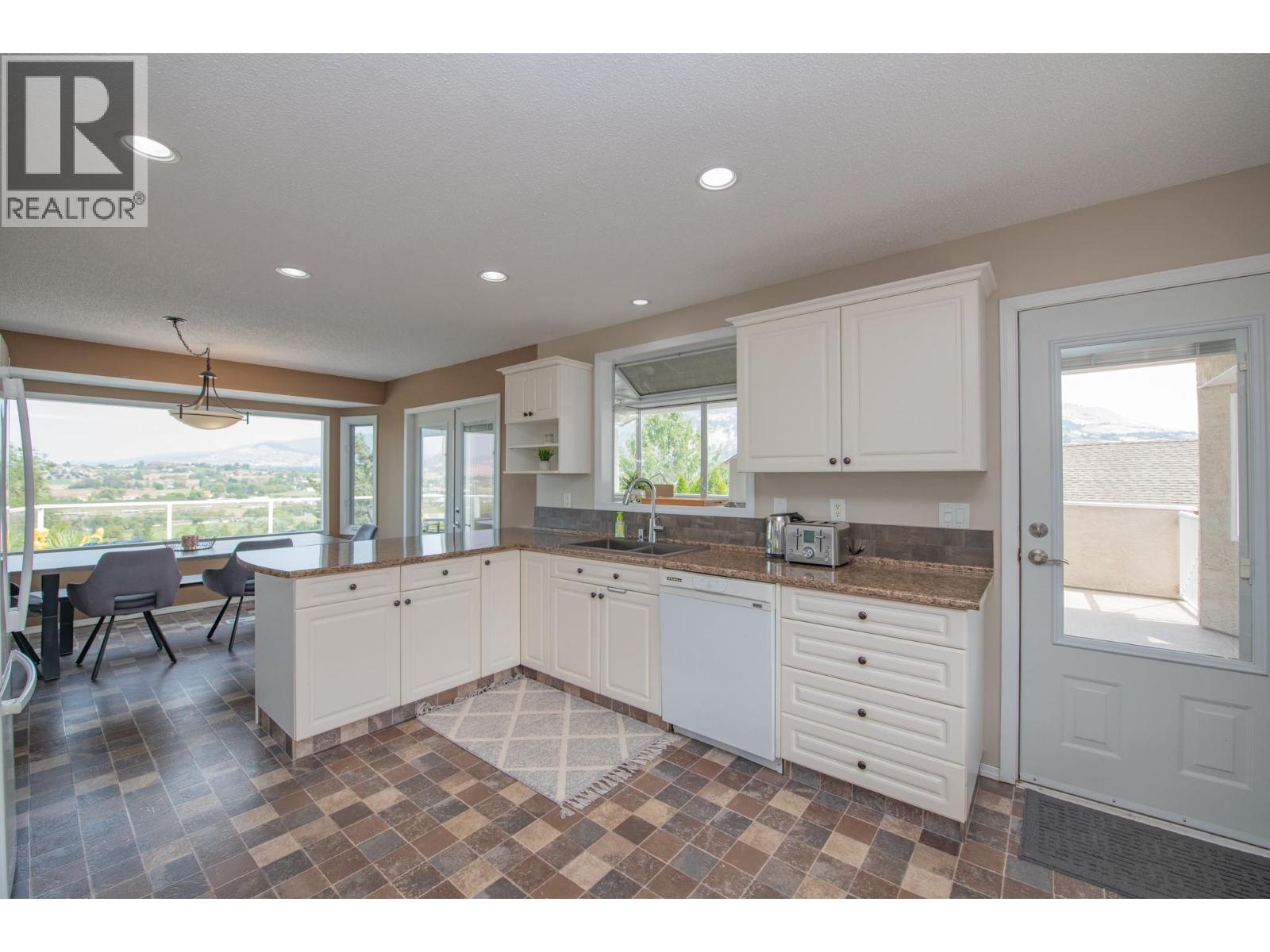 161 Cranberry Lane, Vernon, British Columbia  V1B 2H4 - Photo 11 - 10383628