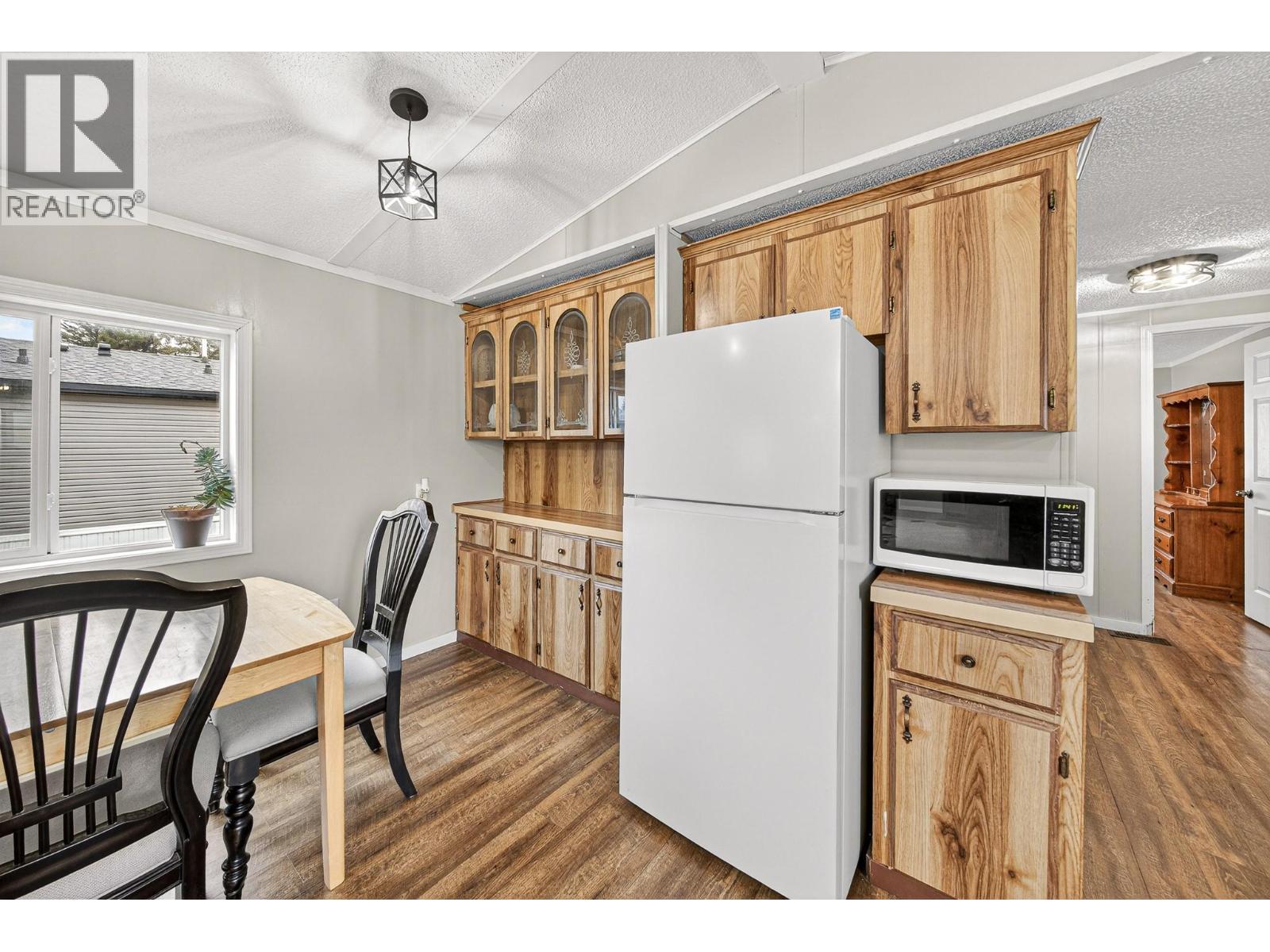 100 Industrial Road 1 Road Unit# 14, Sparwood, British Columbia  V0B 2G1 - Photo 16 - 10383310