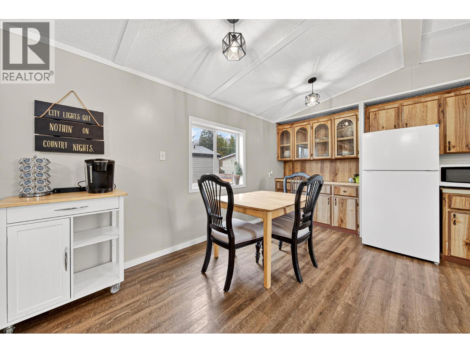 100 Industrial Road 1 Road Unit# 14, Sparwood, British Columbia  V0B 2G1 - Photo 19 - 10383310