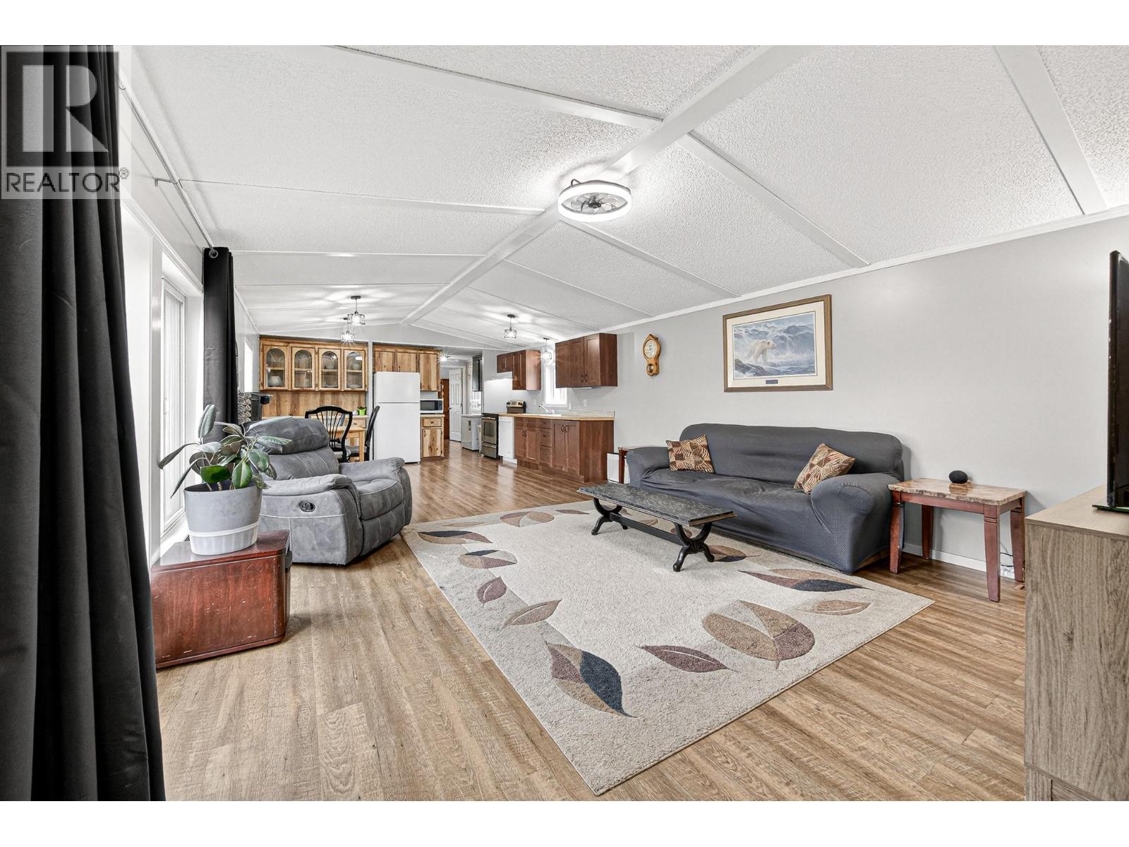 100 Industrial Road 1 Road Unit# 14, Sparwood, British Columbia  V0B 2G1 - Photo 4 - 10383310