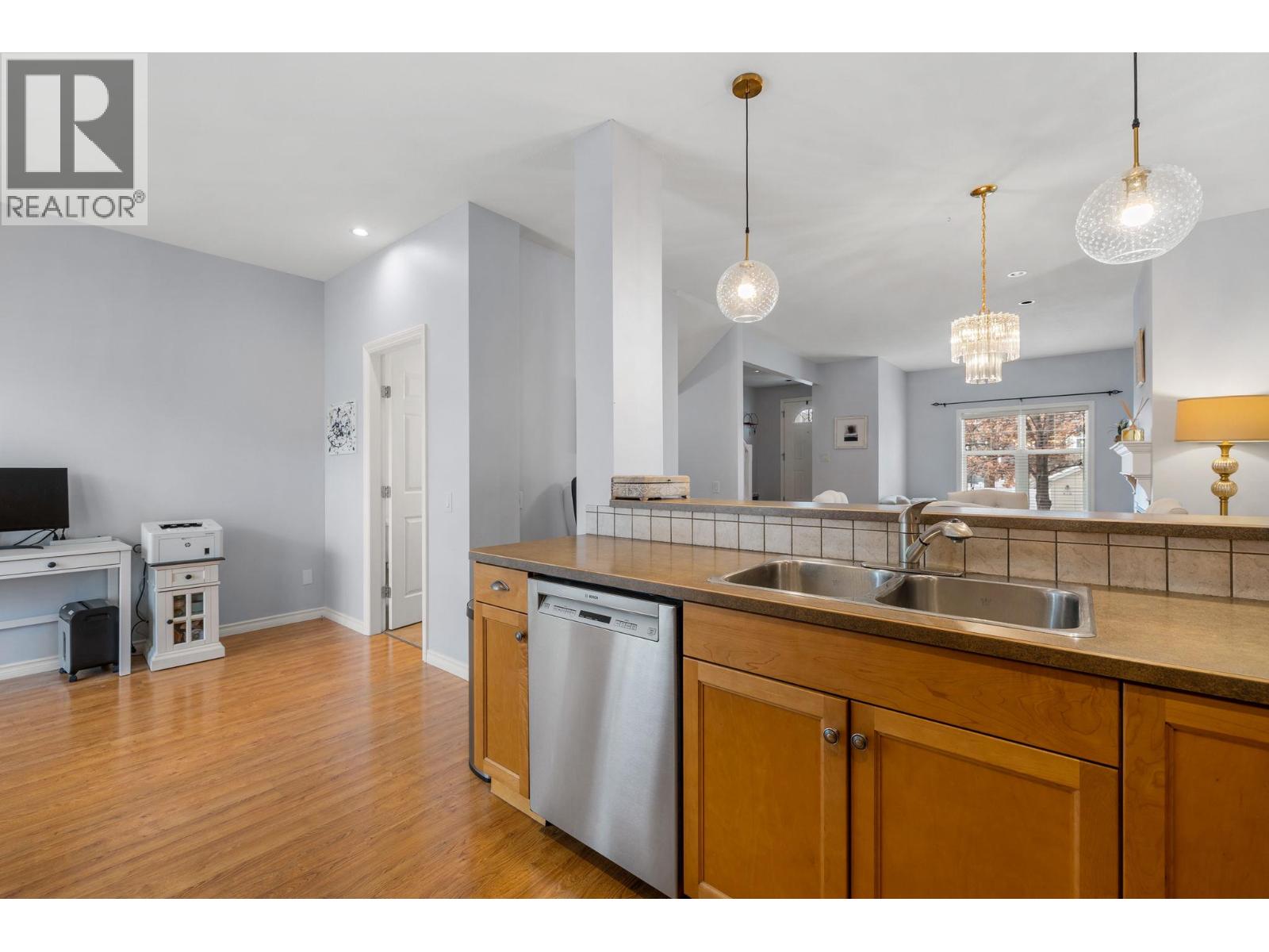 380 Providence Avenue Unit# 6, Kelowna, British Columbia  V1W 4Z6 - Photo 12 - 10383210