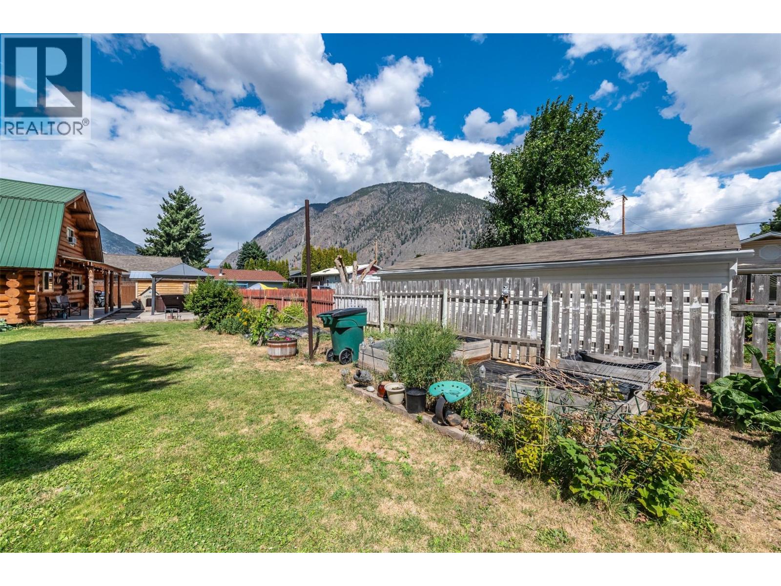 1230 Sykes Crescent, Keremeos, British Columbia  V0X 1N3 - Photo 24 - 10383568