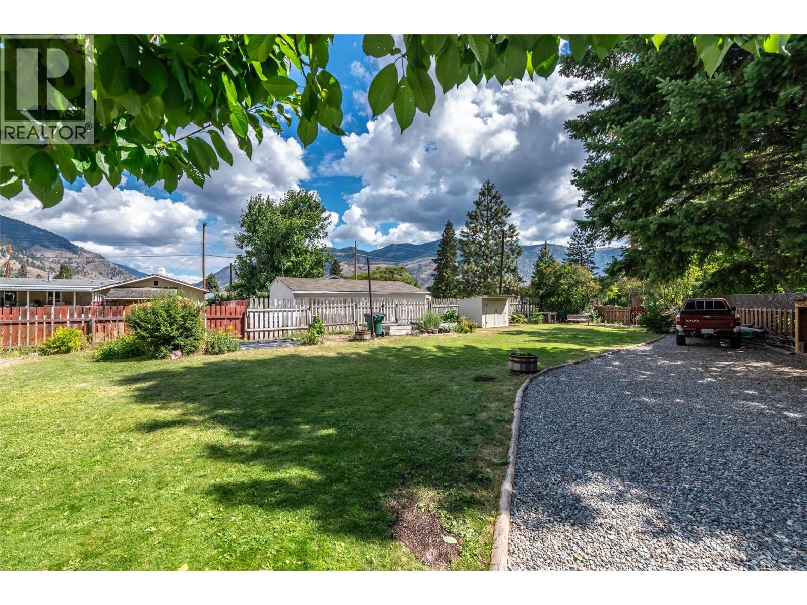 1230 Sykes Crescent, Keremeos, British Columbia  V0X 1N3 - Photo 30 - 10383568