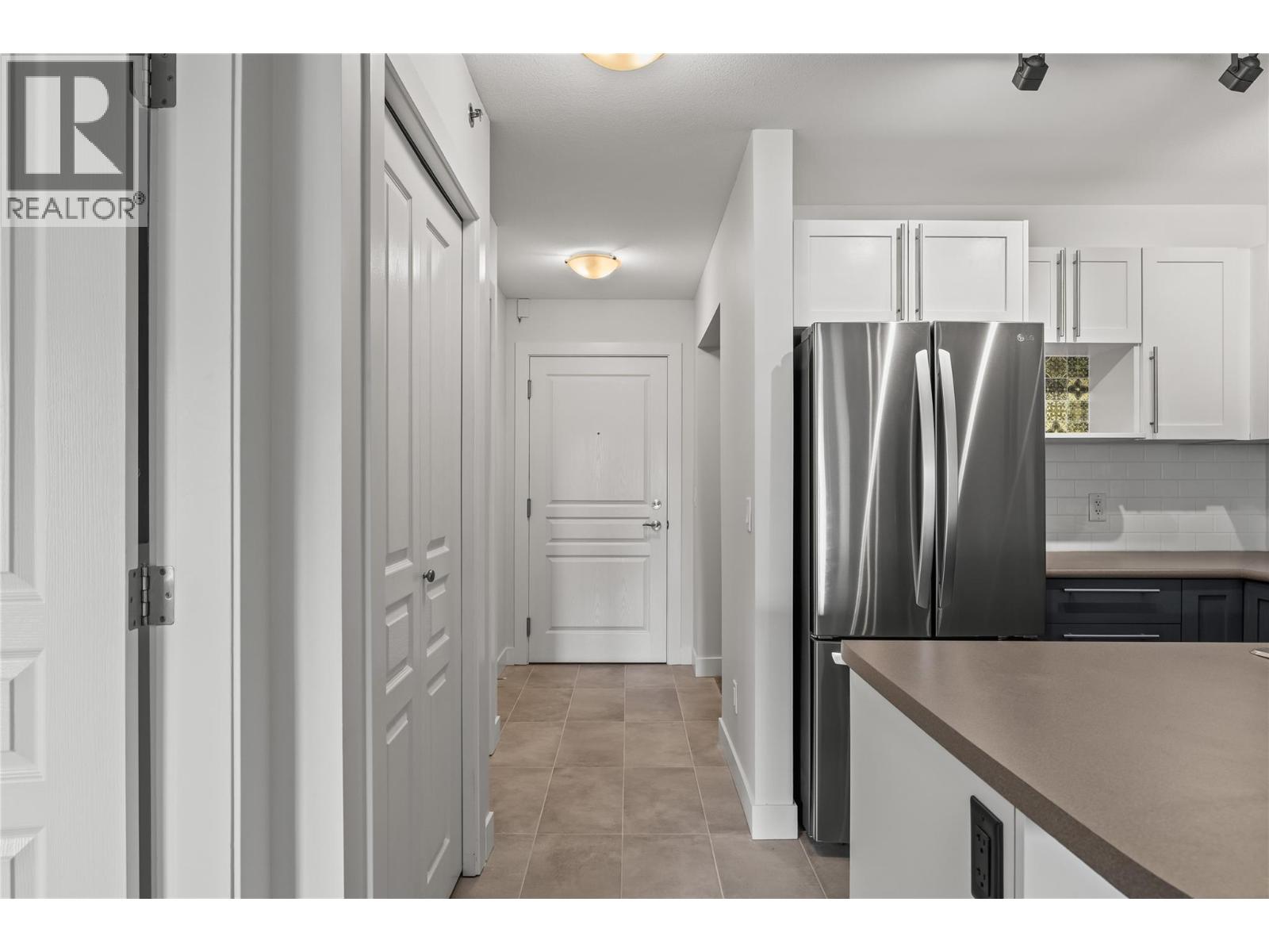 1099 Sunset Drive Unit# 435, Kelowna, British Columbia  V1Y 9Z2 - Photo 6 - 10383390