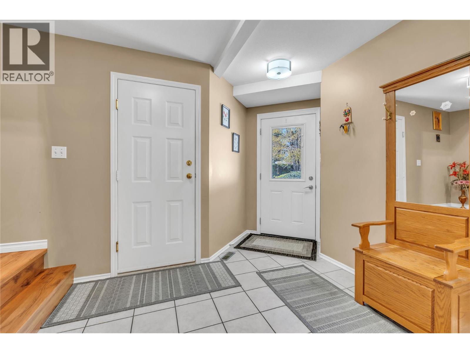 955 Robinson Avenue Unit# 102, Naramata, British Columbia  V0H 1N1 - Photo 5 - 10382147