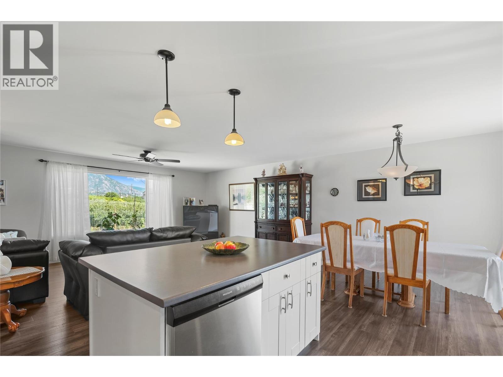 2519 Solar Road, West Kelowna, British Columbia  V4T 1P8 - Photo 8 - 10379220