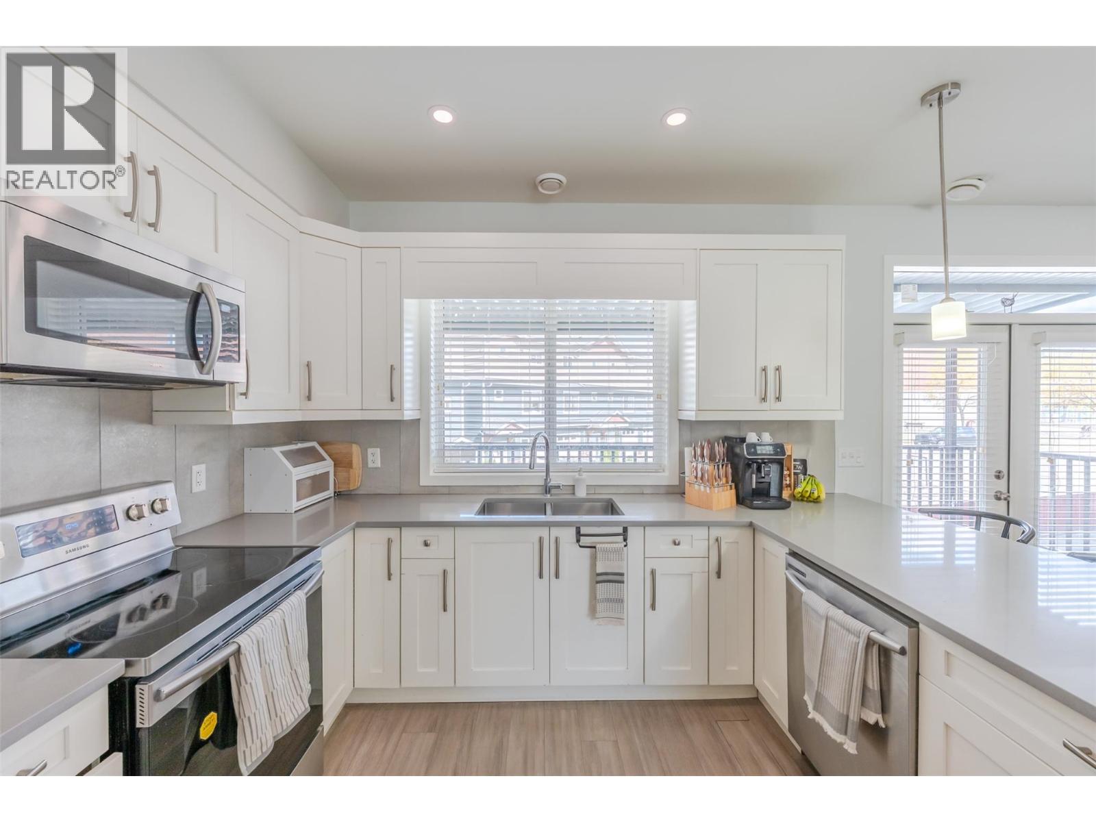 203 Edmonton Avenue Unit# 107, Penticton, British Columbia  V2A 2G4 - Photo 3 - 10383749