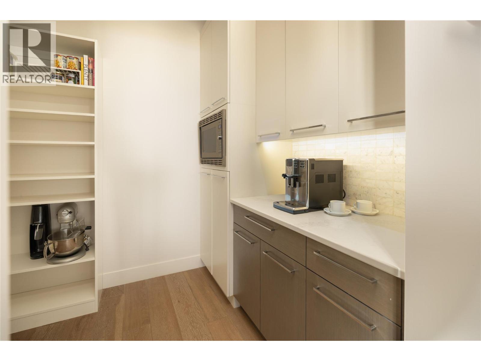 1130 Ledgeview Court, Kelowna, British Columbia  V1W 5M6 - Photo 12 - 10383615