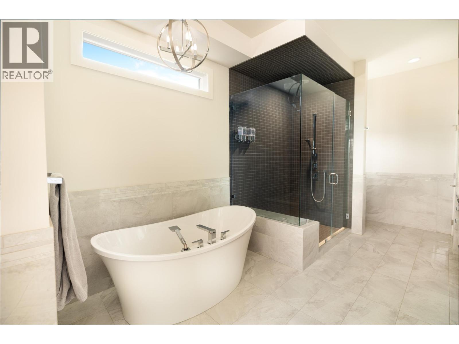 1130 Ledgeview Court, Kelowna, British Columbia  V1W 5M6 - Photo 28 - 10383615