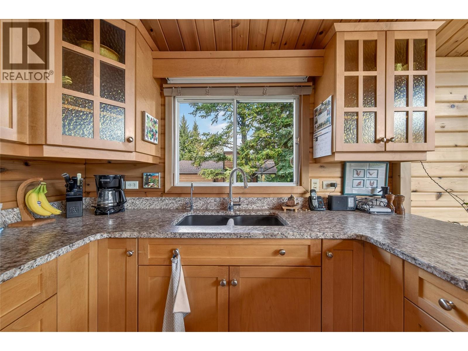 4613 Columere Road, Fairmont Hot Springs, British Columbia  V0B 1L1 - Photo 10 - 10383469