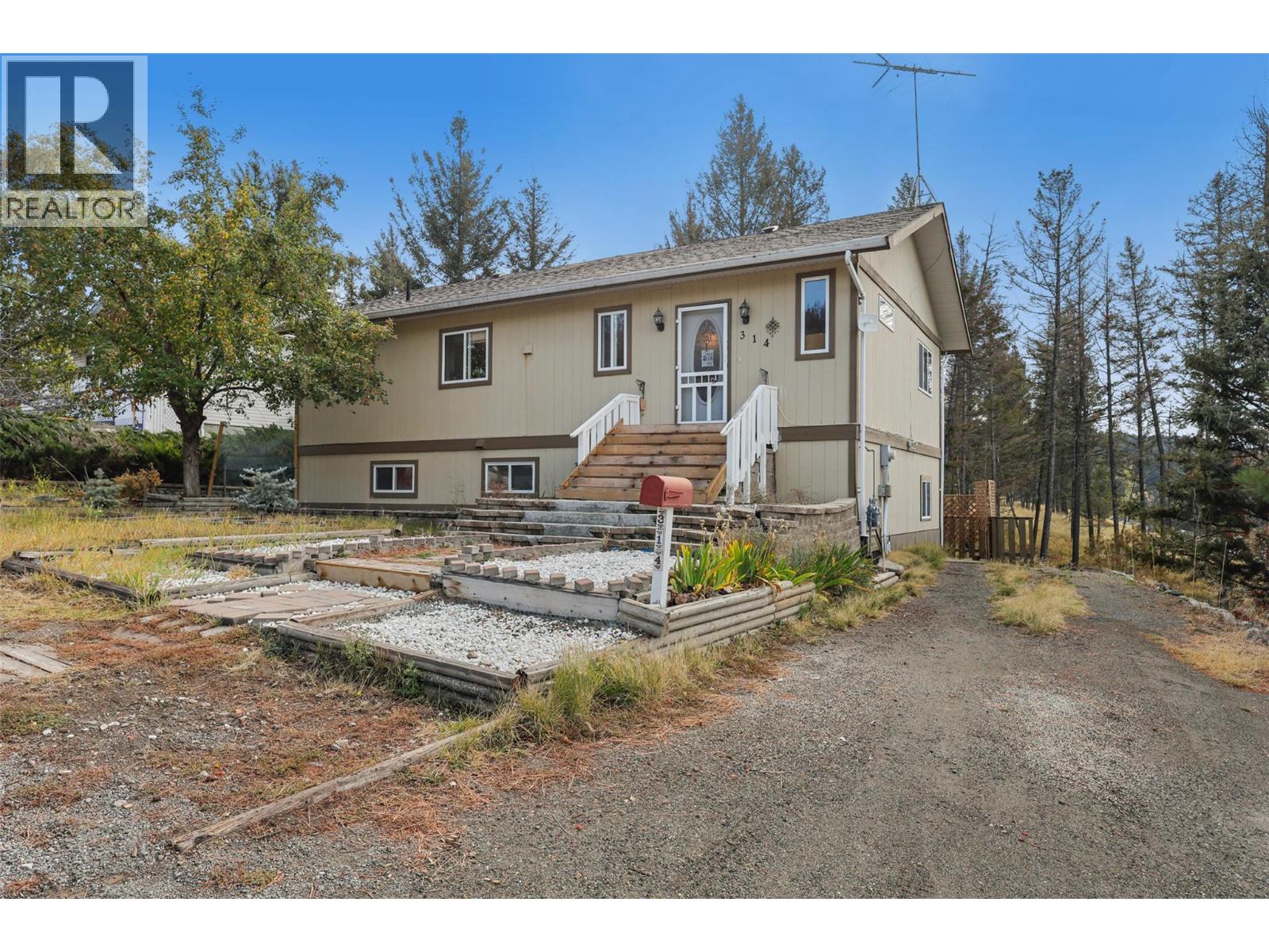 314 Linden Road, Logan Lake, British Columbia  V0K 1W0 - Photo 1 - 10383427