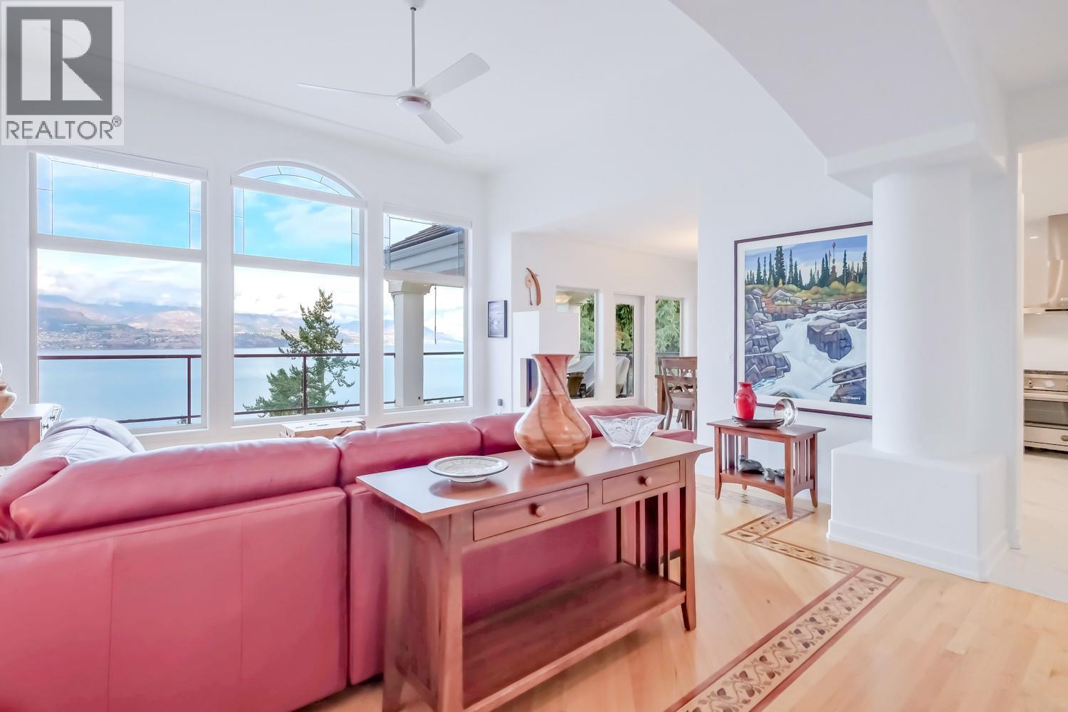 378 Okaview Road, Kelowna, British Columbia  V1W 4K3 - Photo 4 - 10383807