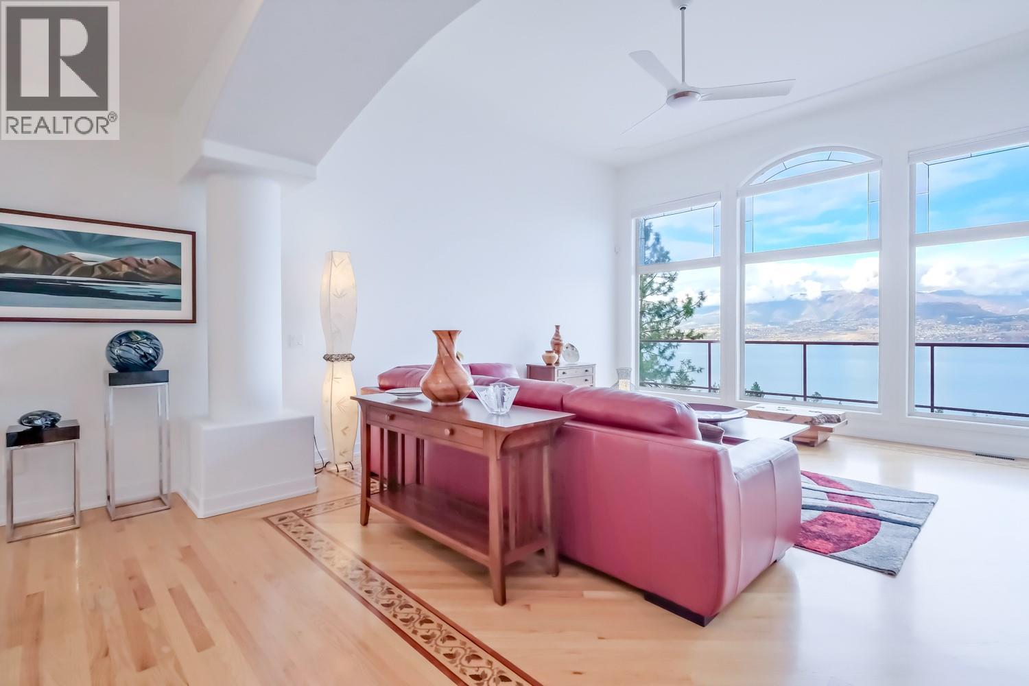 378 Okaview Road, Kelowna, British Columbia  V1W 4K3 - Photo 5 - 10383807