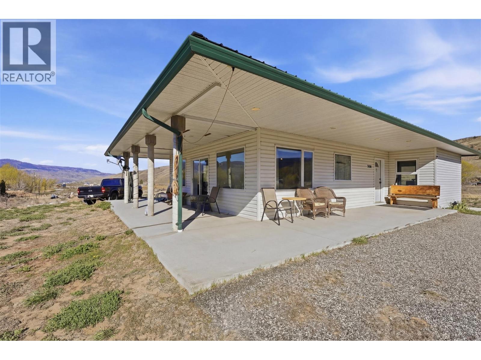 1559 Steelhead Road, Kamloops, British Columbia  V0K 2J0 - Photo 2 - 10383487