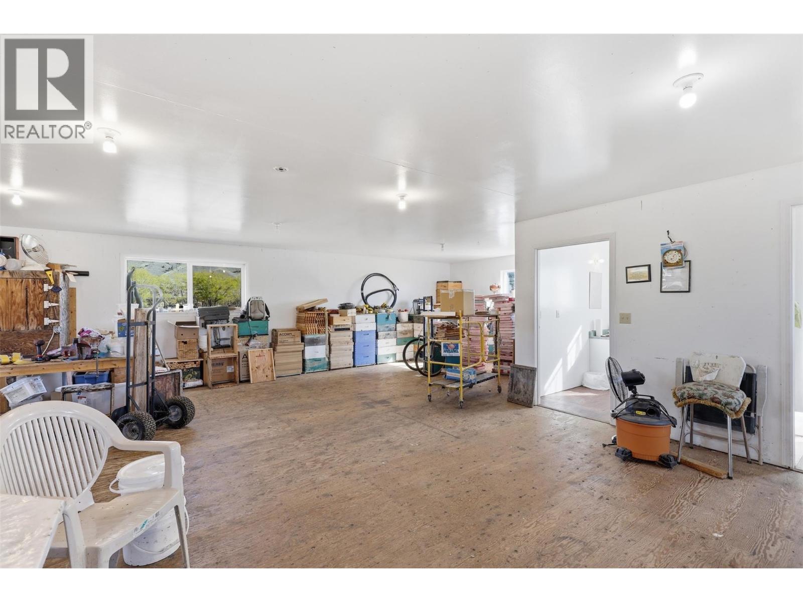 1559 Steelhead Road, Kamloops, British Columbia  V0K 2J0 - Photo 33 - 10383487