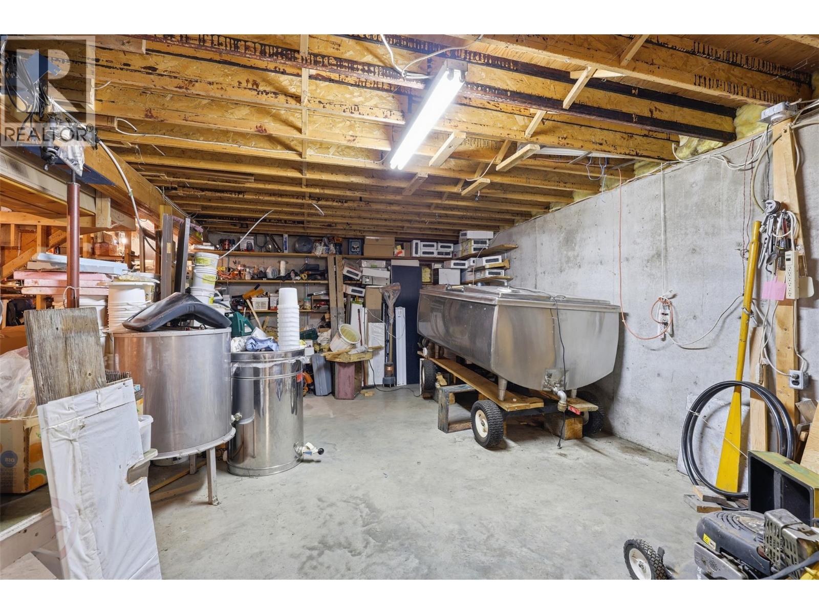 1559 Steelhead Road, Kamloops, British Columbia  V0K 2J0 - Photo 39 - 10383487