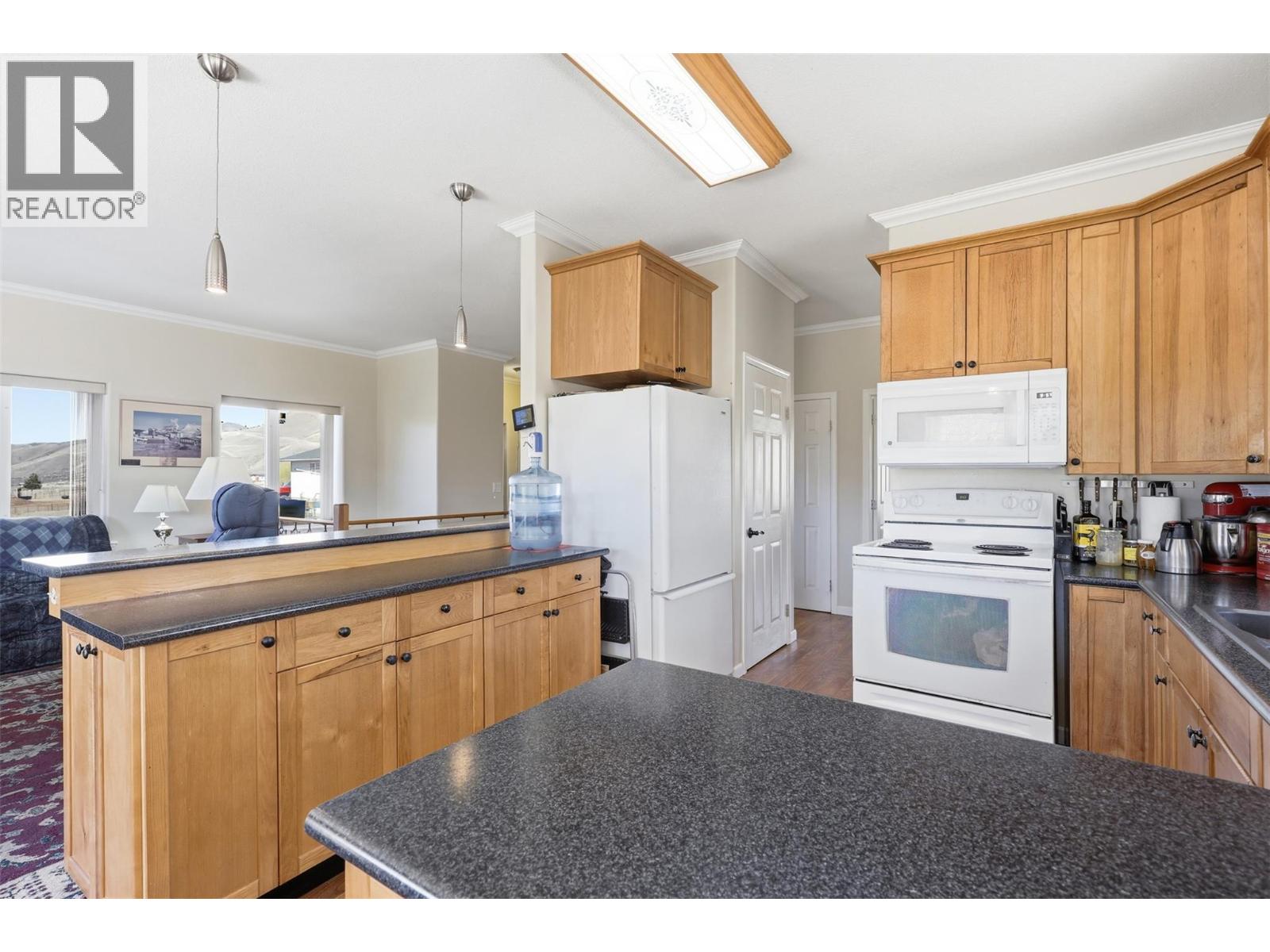 1559 Steelhead Road, Kamloops, British Columbia  V0K 2J0 - Photo 6 - 10383487