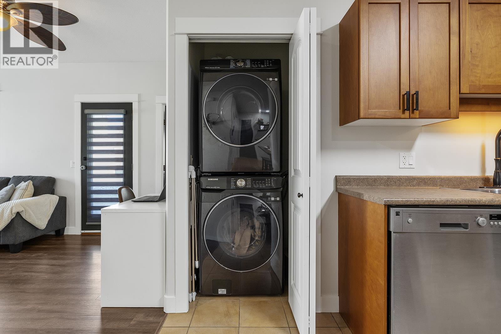 3350 Woodsdale Road Unit# 401, Lake Country, British Columbia  V4V 2R7 - Photo 11 - 10383353